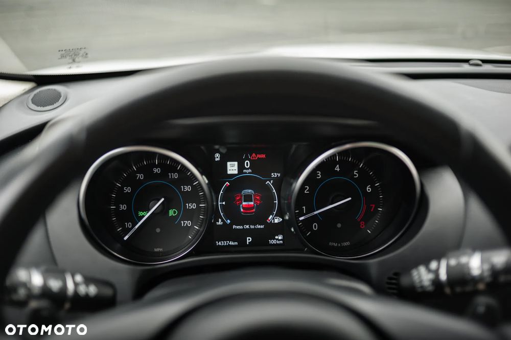 Jaguar F-Pace P250 AWD - 19