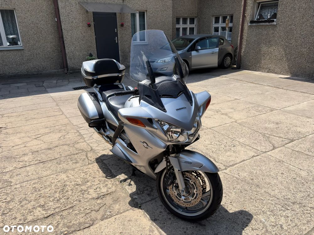 Honda ST - 2