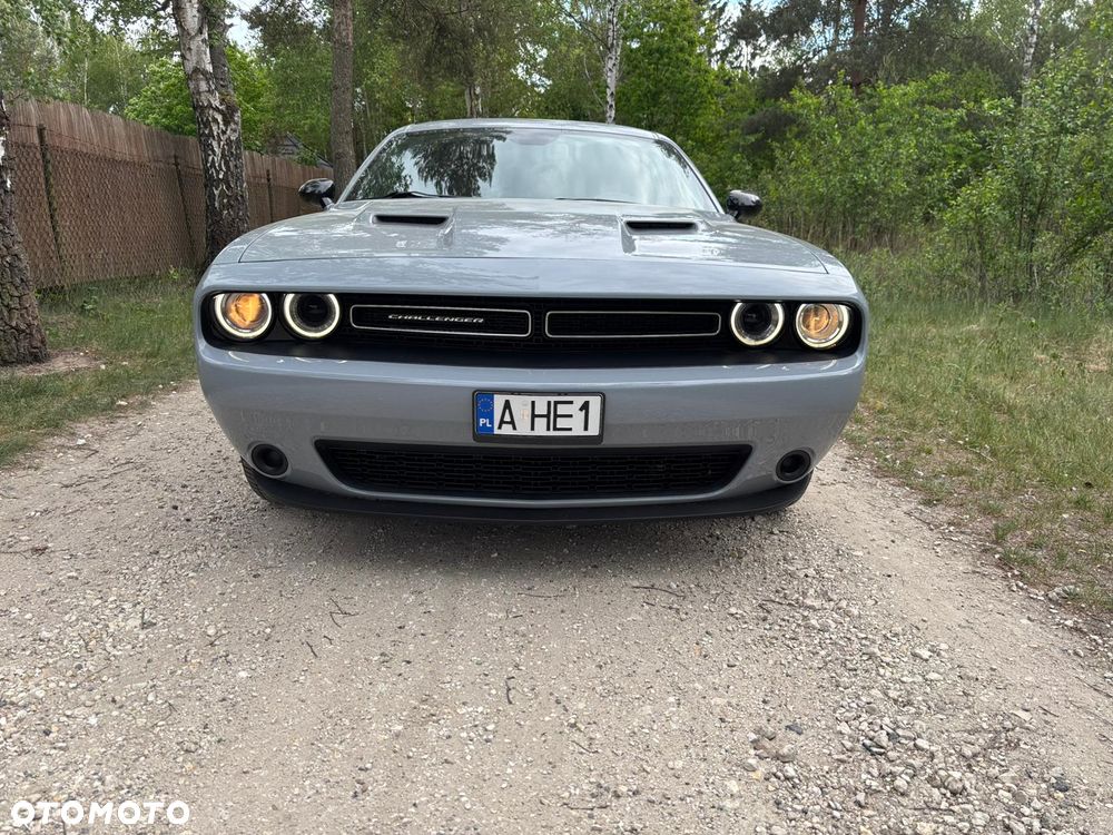Dodge Challenger 3.6 SXT - 3