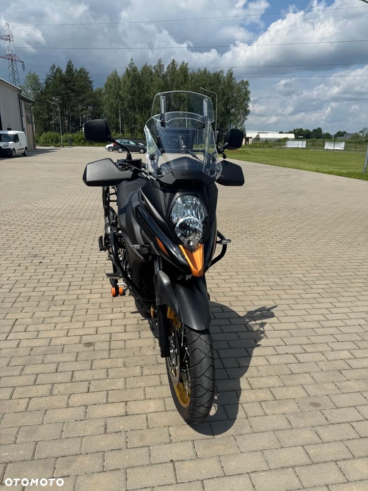 Suzuki V-STROM - 9