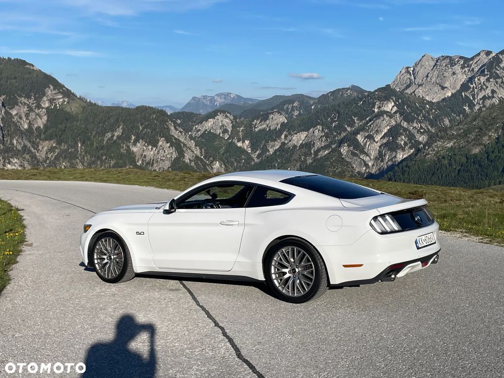 Ford Mustang 5.0 V8 GT - 17