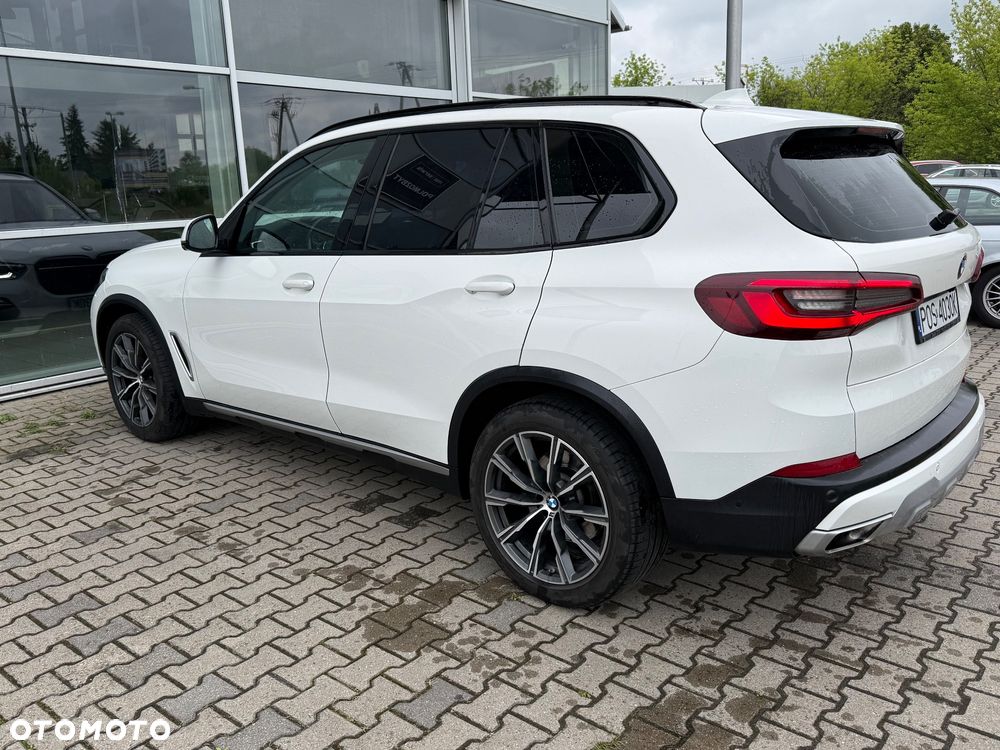 BMW X5 xDrive30d - 16