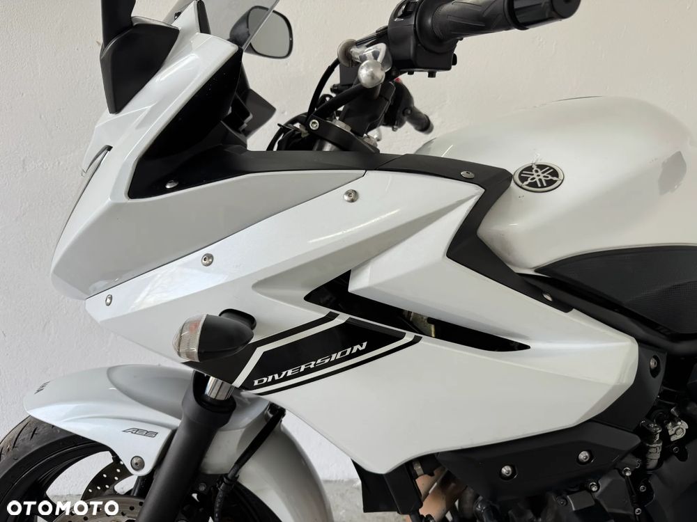 Yamaha XJ - 27