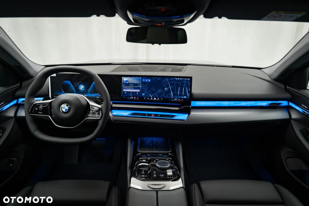 BMW Seria 5 520d mHEV - 32