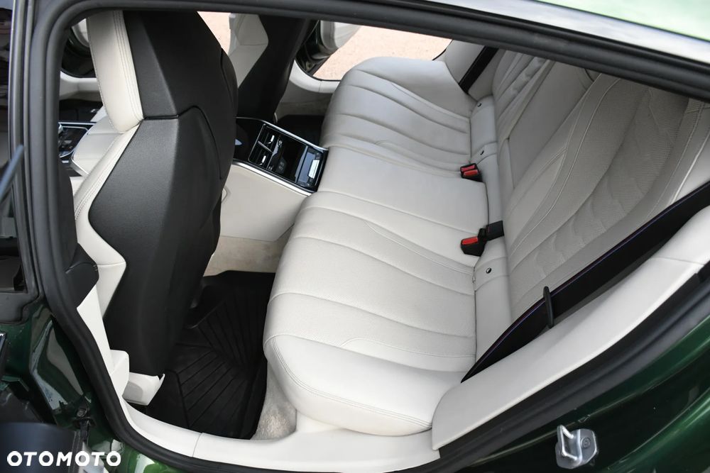 BMW Seria 8 M850i xDrive - 24