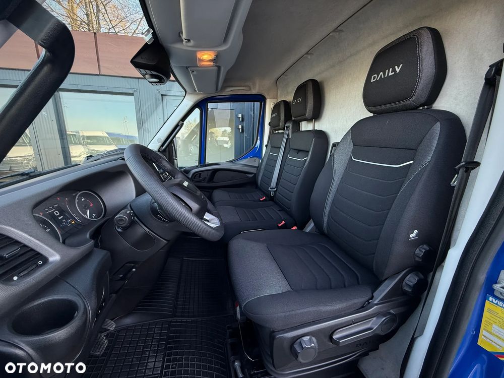 Iveco Daily 35S18 3.0 HPI 180KM / Maxi Długi L4 H2 / 2022 ROK PRODUKCJI / 176.409KM PRZEBIEG/ PNEUMATYKA / ZAREJESTROWANY W PL - 29