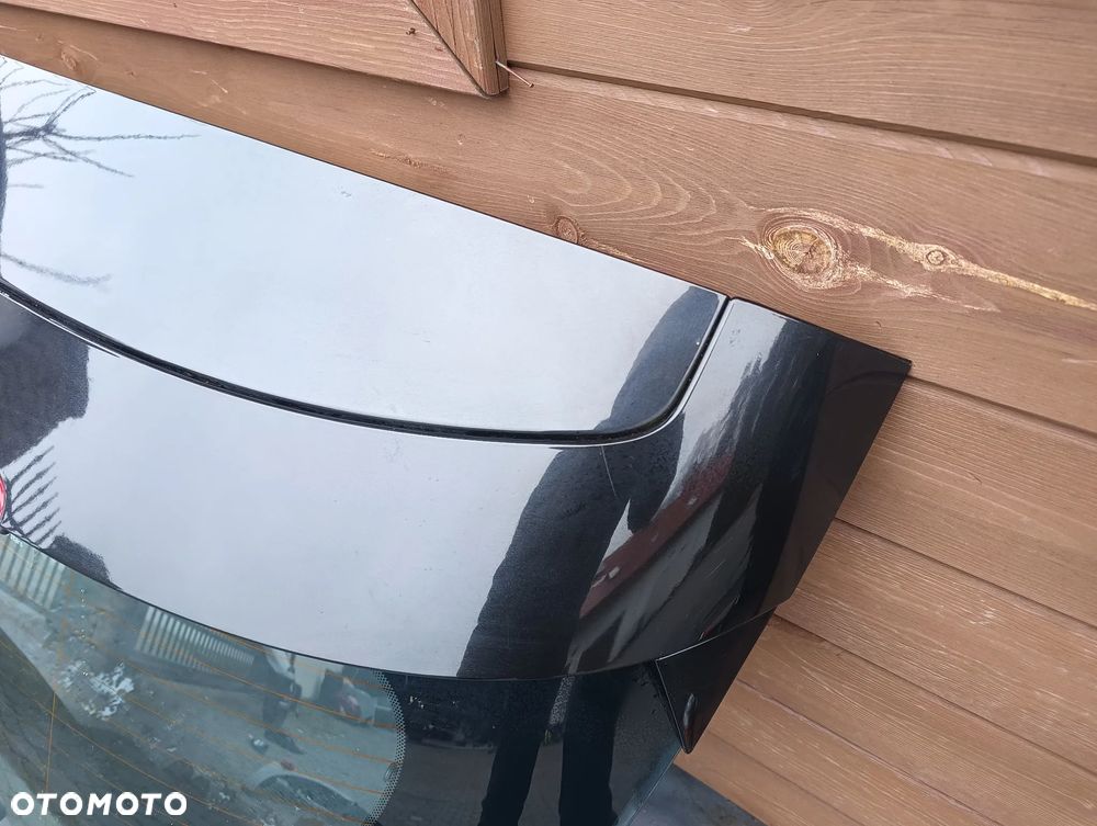 Klapa bagażnika Renault Megane III COUPE NV676 - 5