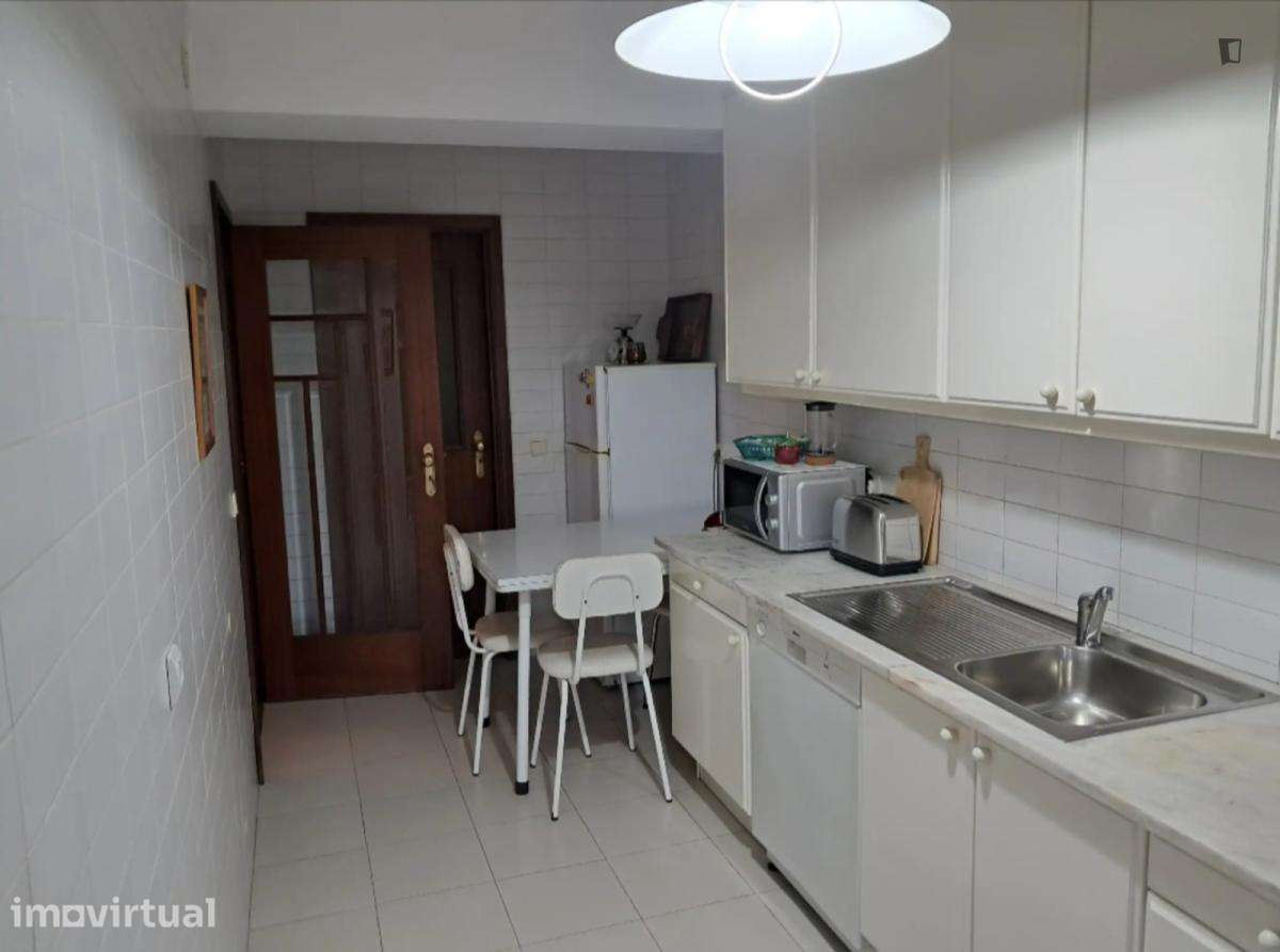 Apartamento com 2 quartos - localizado em Vila nova de gaia - Grande imagem: 2/23