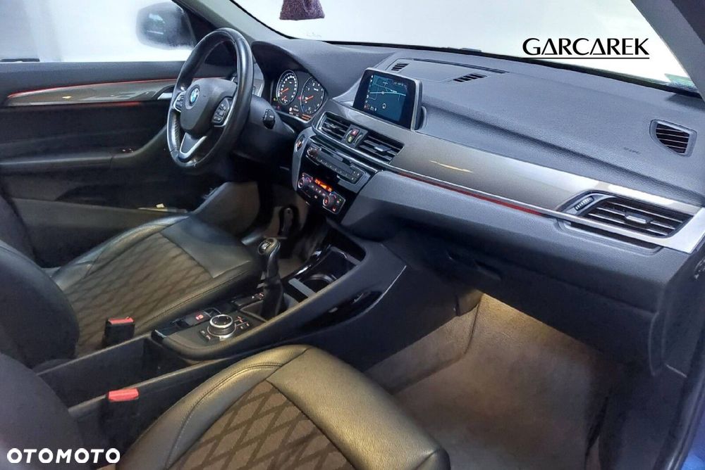 BMW X1 sDrive16d xLine - 18