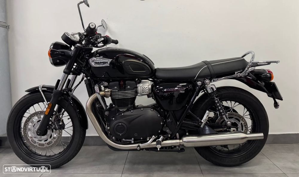 Triumph Bonneville T100 - 2