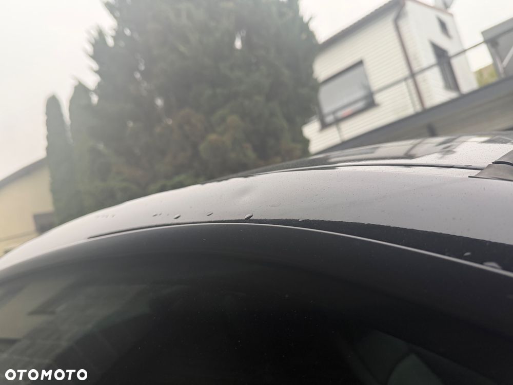 BMW Seria 3 320i - 9