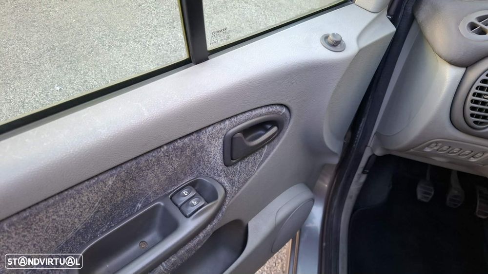 Renault Scénic 1.4 16V Alisé AC - 16