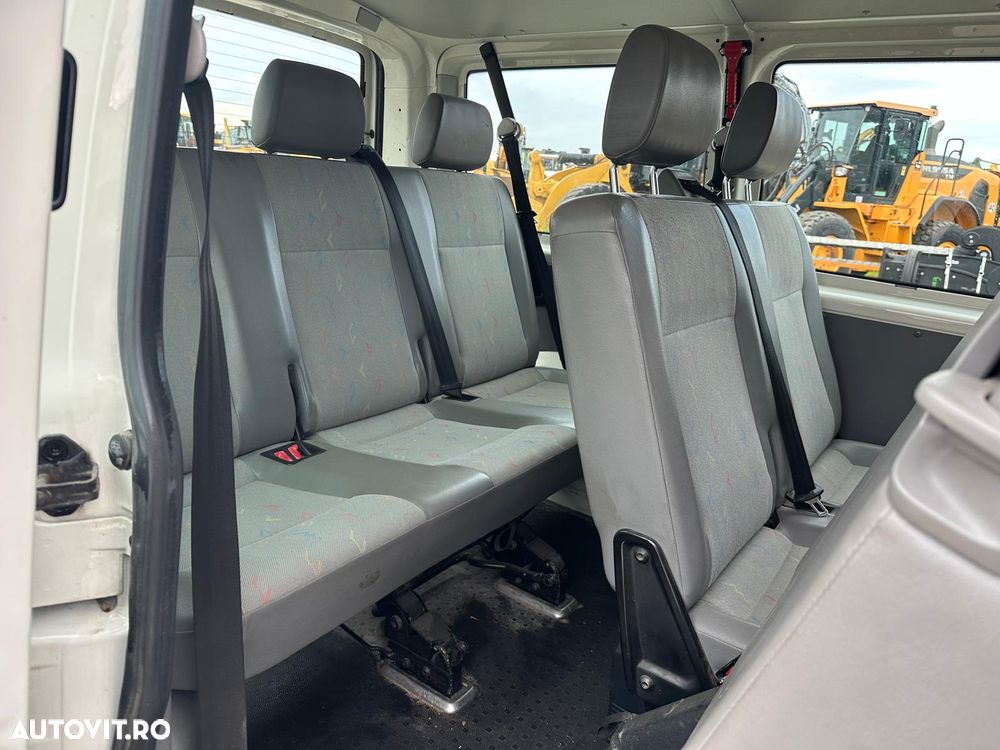 Volkswagen Transporter Caravelle Trendline Scurt - 5