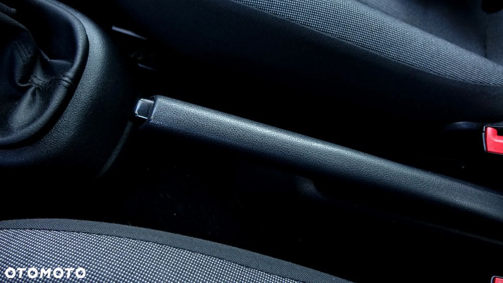 Volkswagen up! move - 6