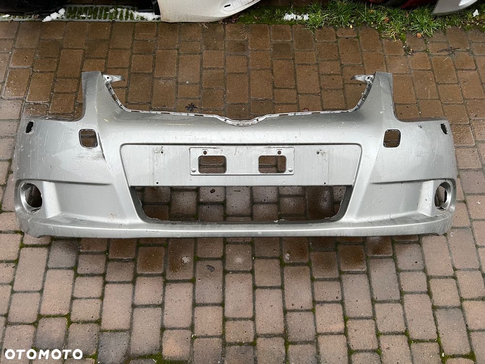 ZDERZAK PRZÓD PRZEDNI TOYOTA AVENSIS 3 III T27 2008-2012