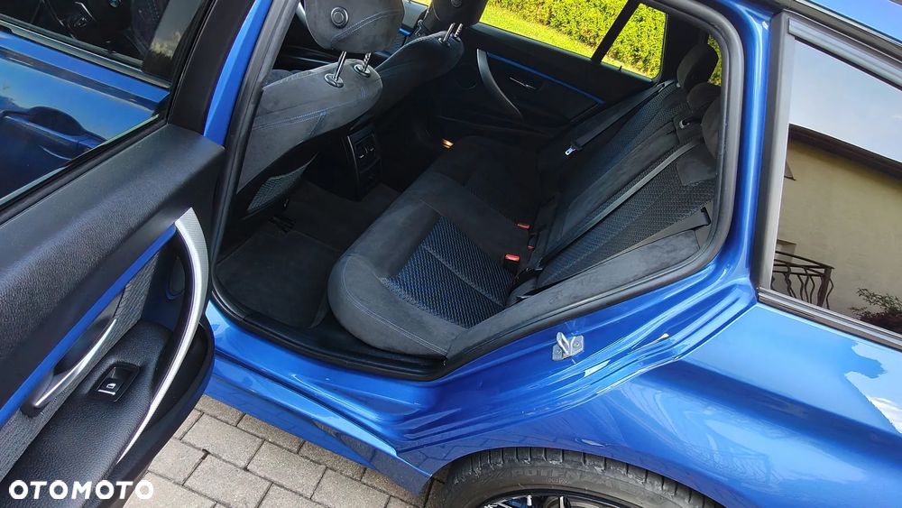 BMW Seria 3 335d xDrive Edition M Sport Shadow - 30
