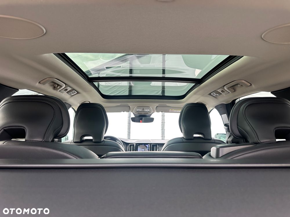 Volvo XC 60 - 21