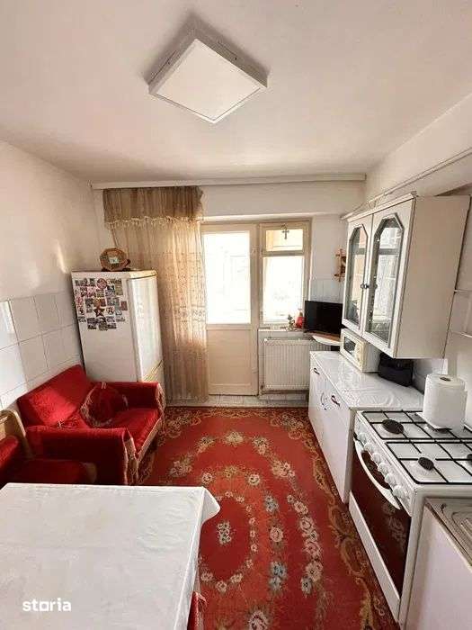 Calarasilor Viziru - Apartament 2 camere decomandat, suprafata 55mp — fotografia 3