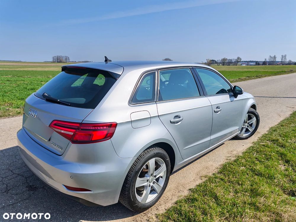 Audi A3 Sportback 30 TFSI S tronic - 6