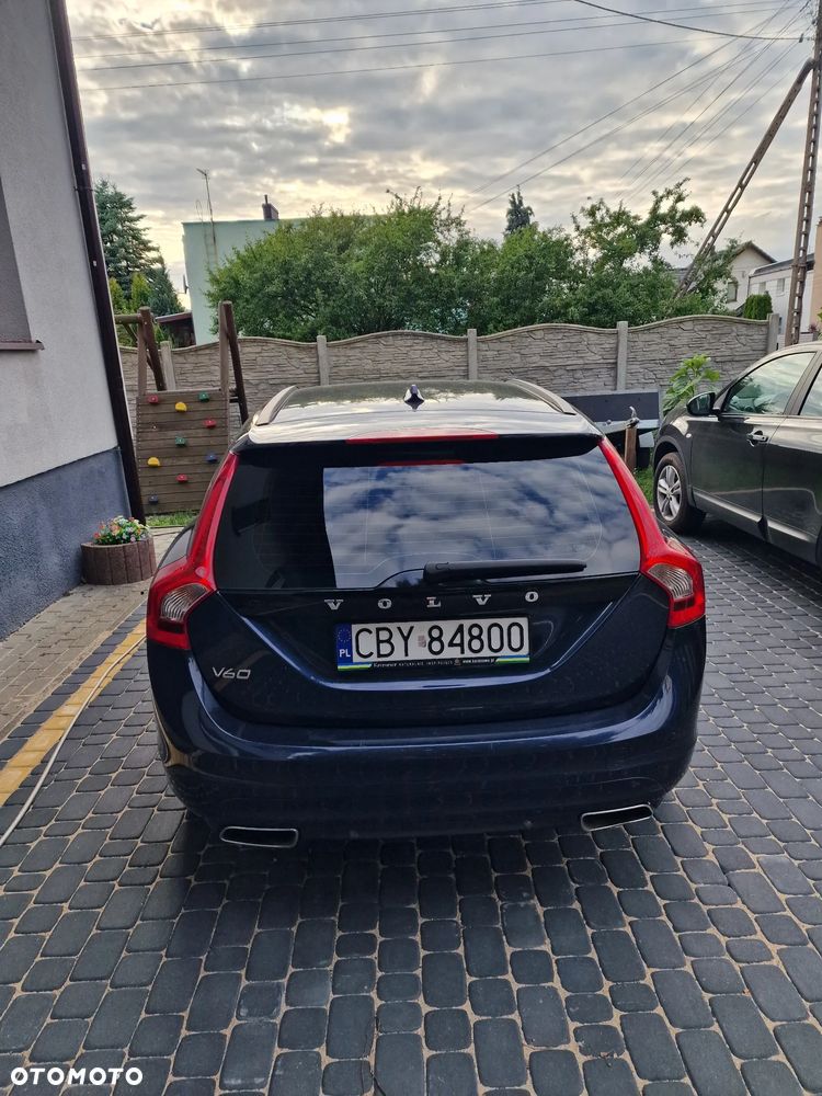 Volvo V60 D4 Drive-E Momentum - 4