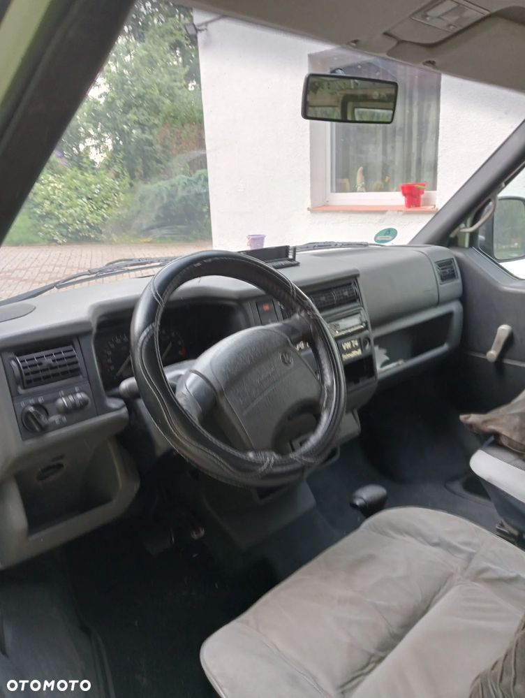 Volkswagen Transporter - 6