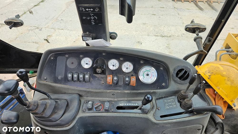 Caterpillar 424D - 5