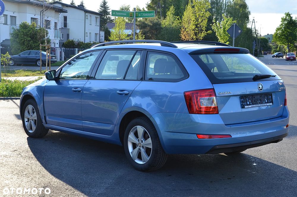 Skoda Octavia 1.6 TDI Elegance DSG - 7