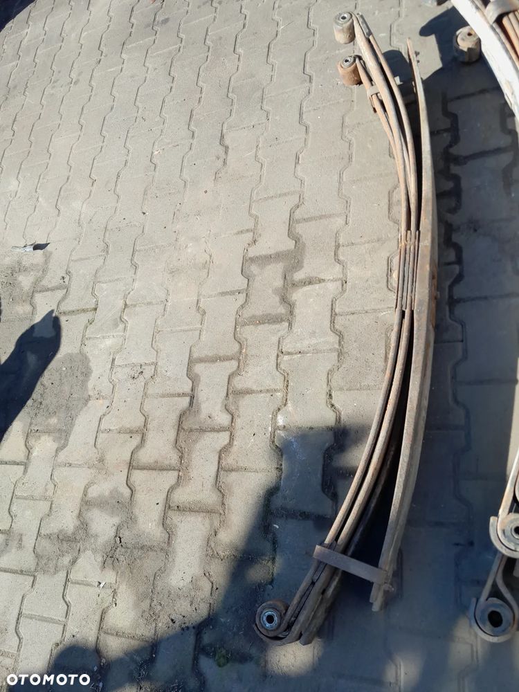 Resory komplet 3 pióra Renault Mascott 2.8 - 1