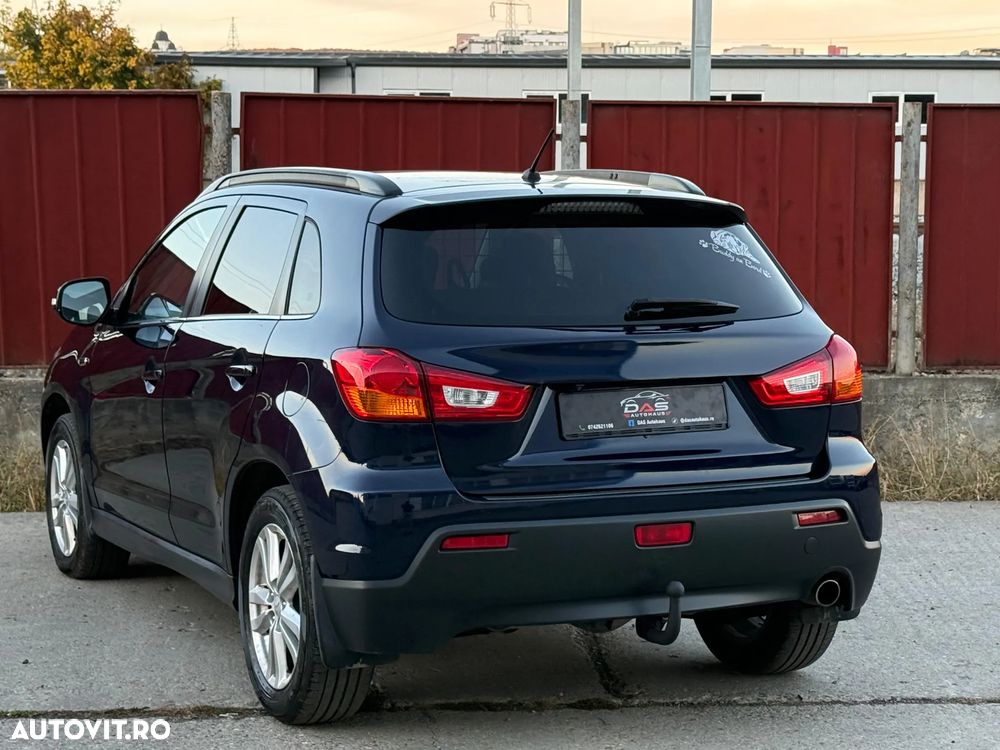 Mitsubishi Asx 2011 photo 4