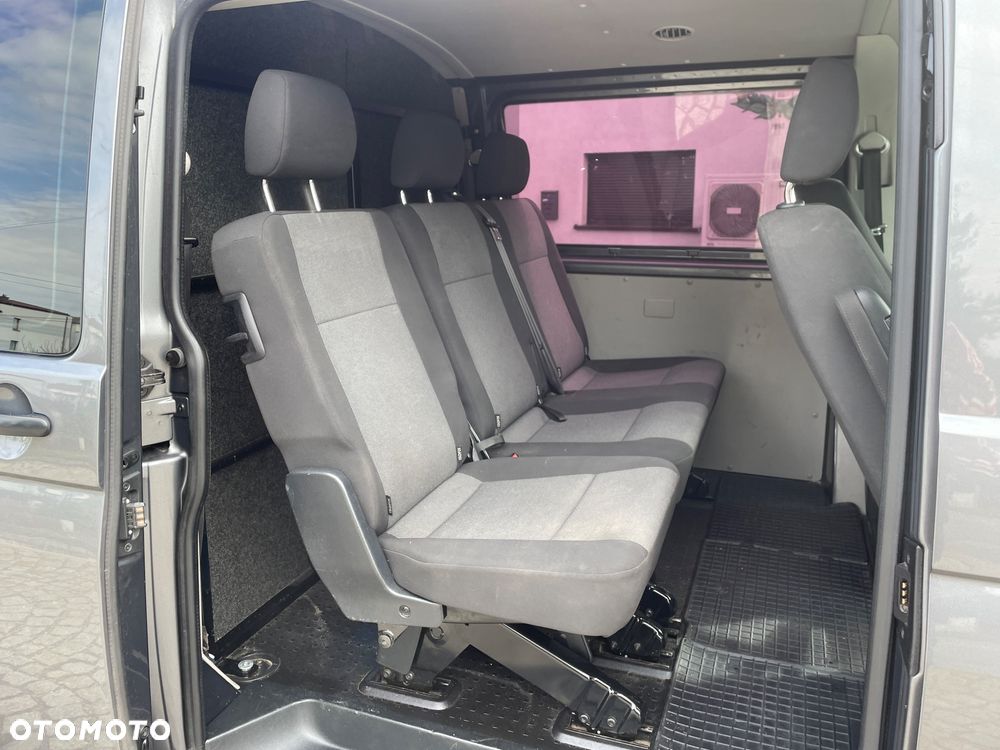 Volkswagen Transporter Caravelle Kurz Comfortline - 8