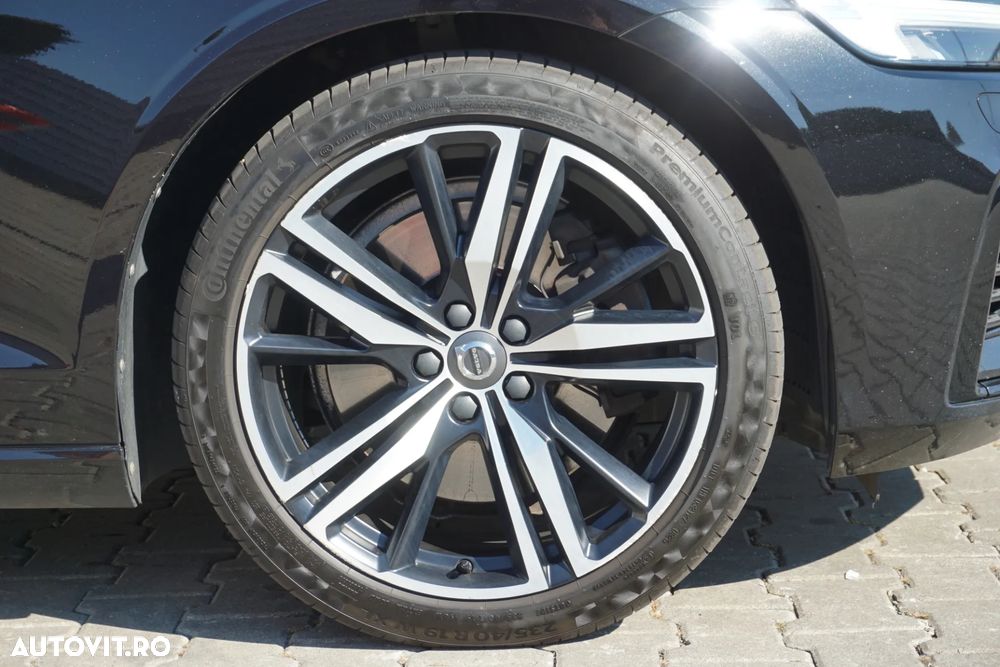 Volvo V60 T6 AWD Recharge Geartronic RDesign - 12