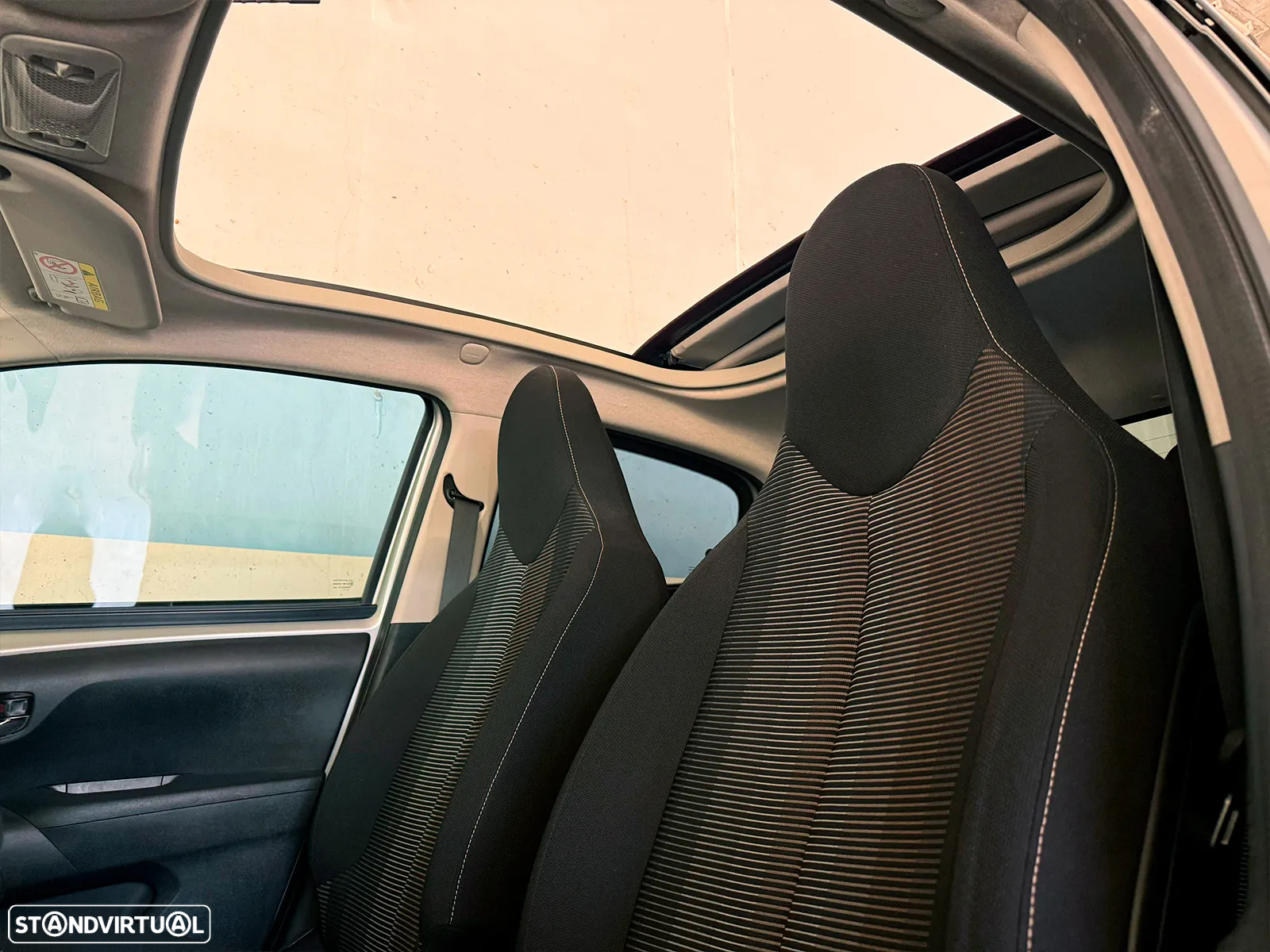 Peugeot 108 Top! 1.2 VTi Allure - 9