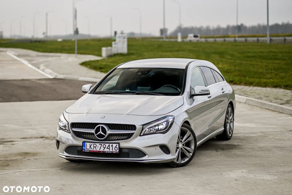 Mercedes-Benz CLA 180 7G-DCT Peak Edition - 2
