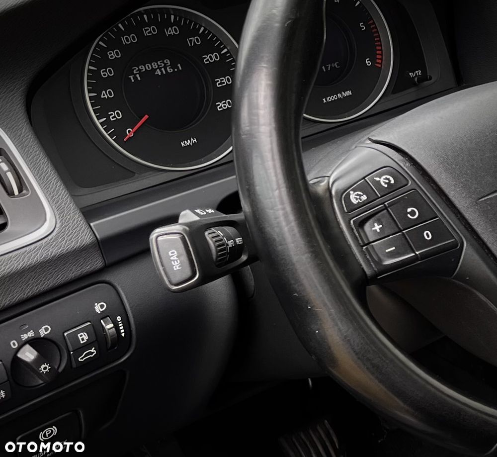 Volvo V60 D2 Kinetic - 29