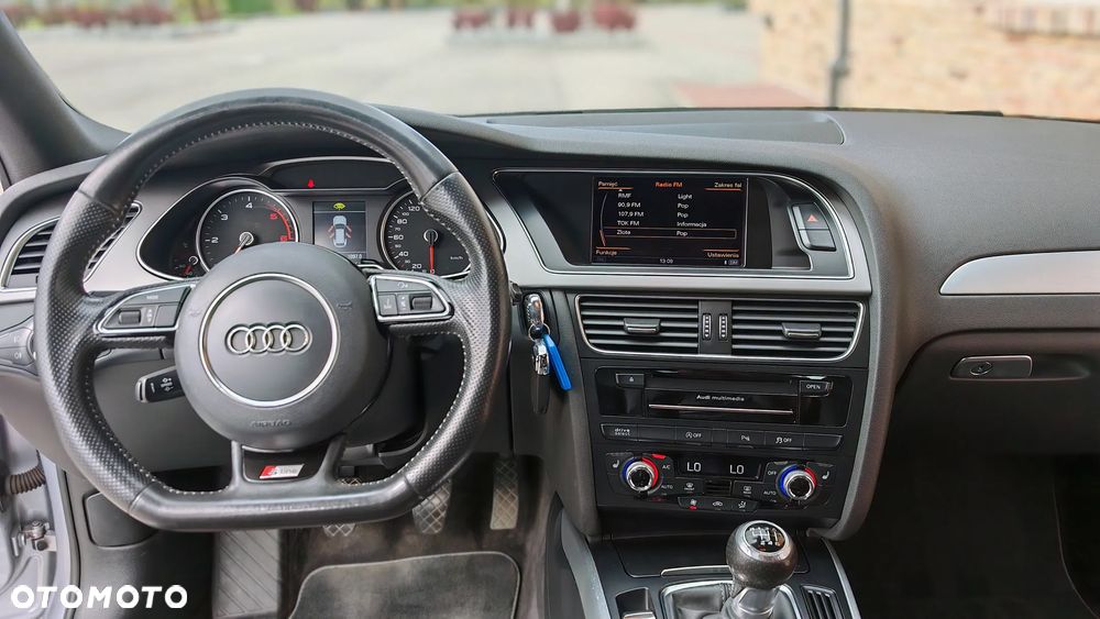 Audi A4 Avant 2.0 TDI DPF S line Sportpaket - 12