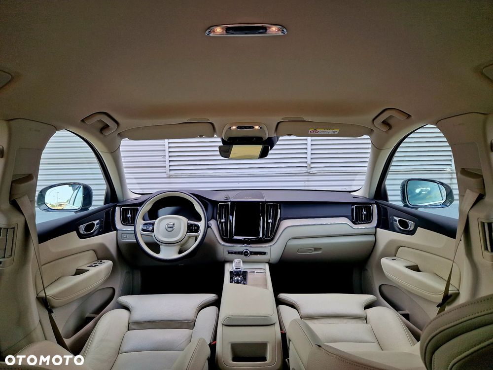 Volvo XC 60 T5 AWD Inscription - 24
