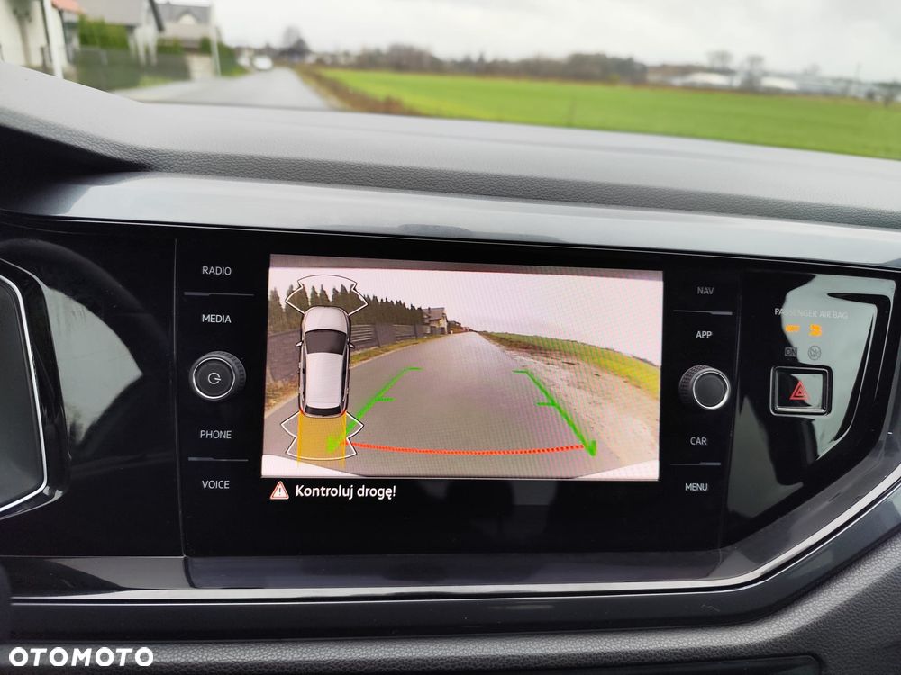 Volkswagen Polo - 12