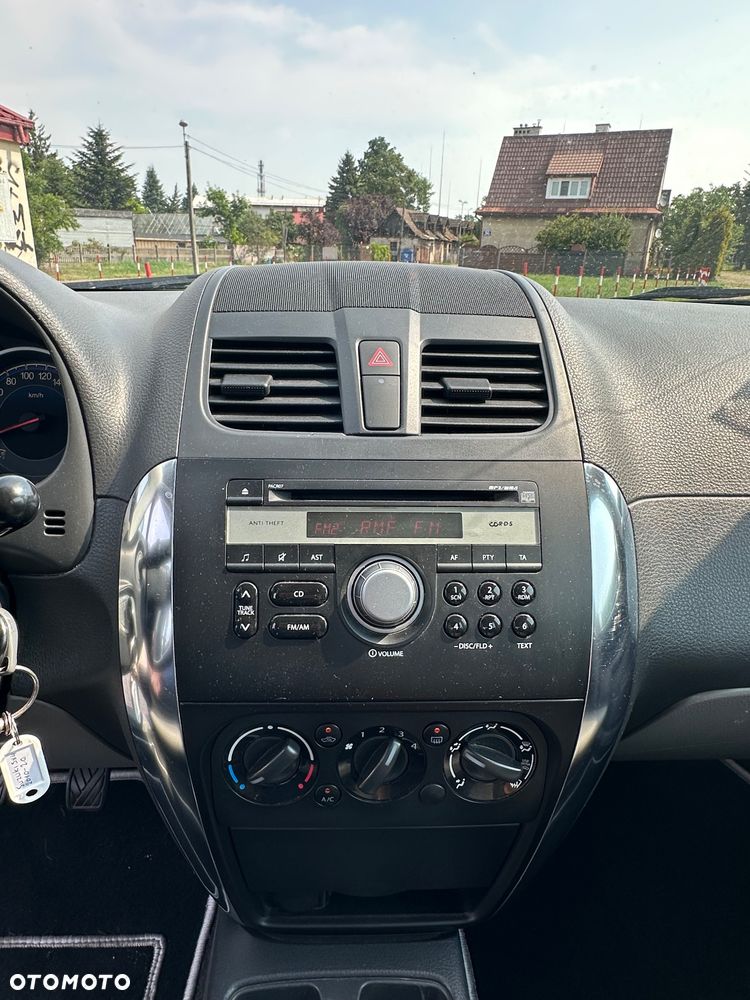 Suzuki SX4 - 11