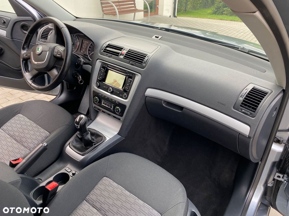 Skoda Octavia 1.6 TDI Ambiente - 15