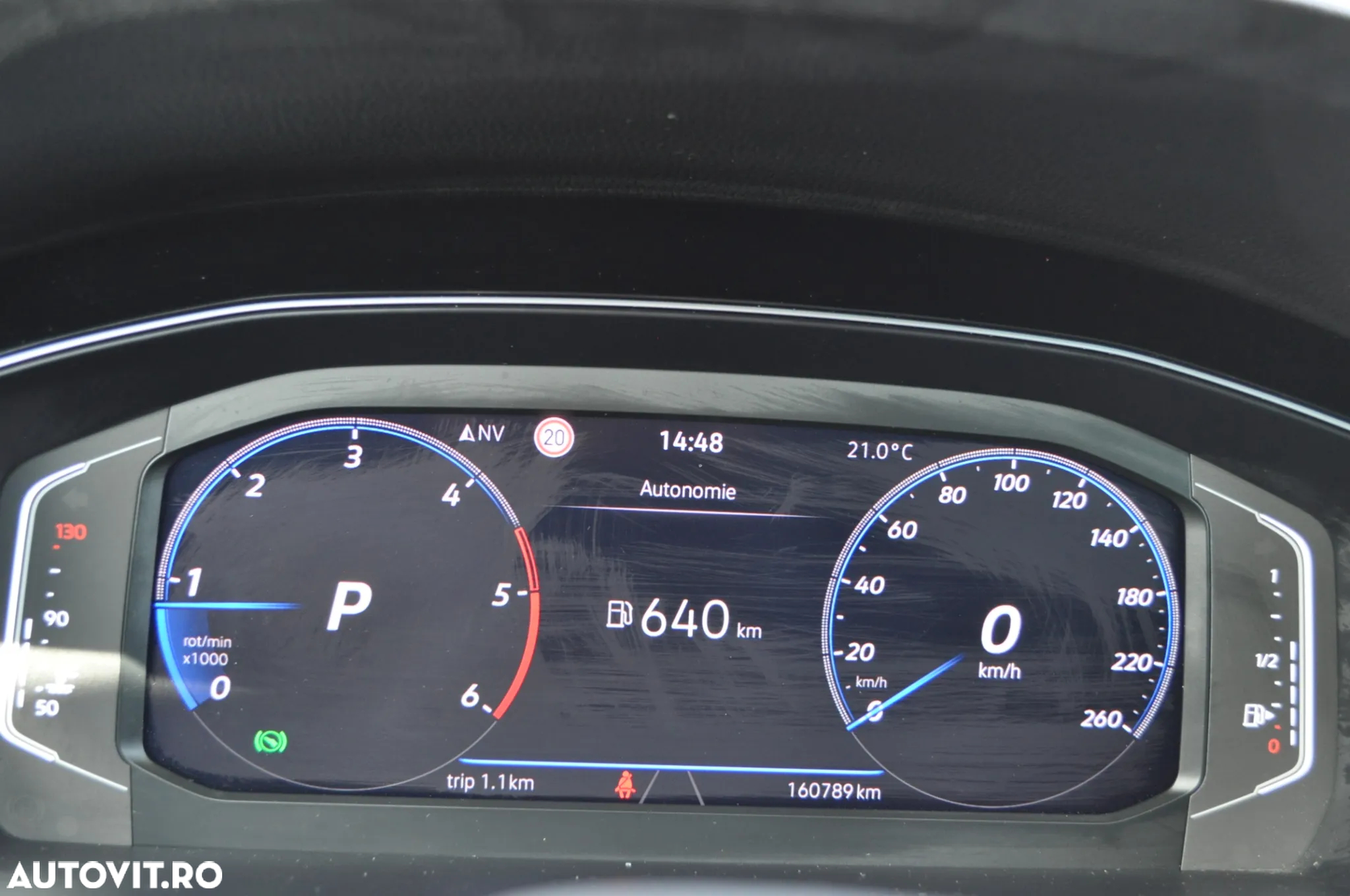 Volkswagen Passat Variant 2.0 TDI SCR DSG 4Motion Business - 7