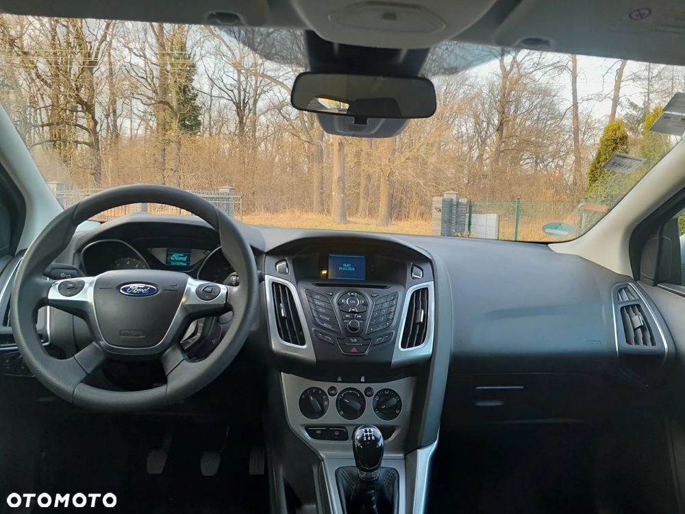 Ford Focus 1.6 TI-VCT Ambiente - 11