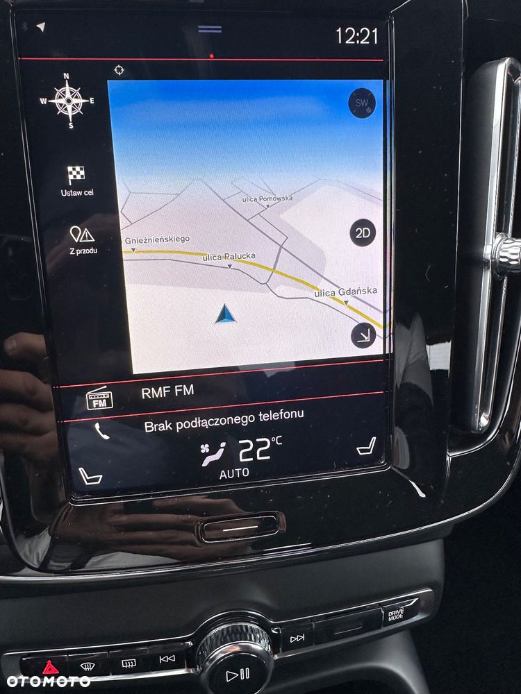 Volvo XC 40 T3 Momentum Pro - 12