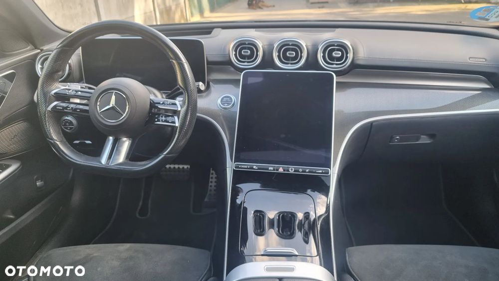 Mercedes-Benz Klasa C 220 d mHEV AMG - 11