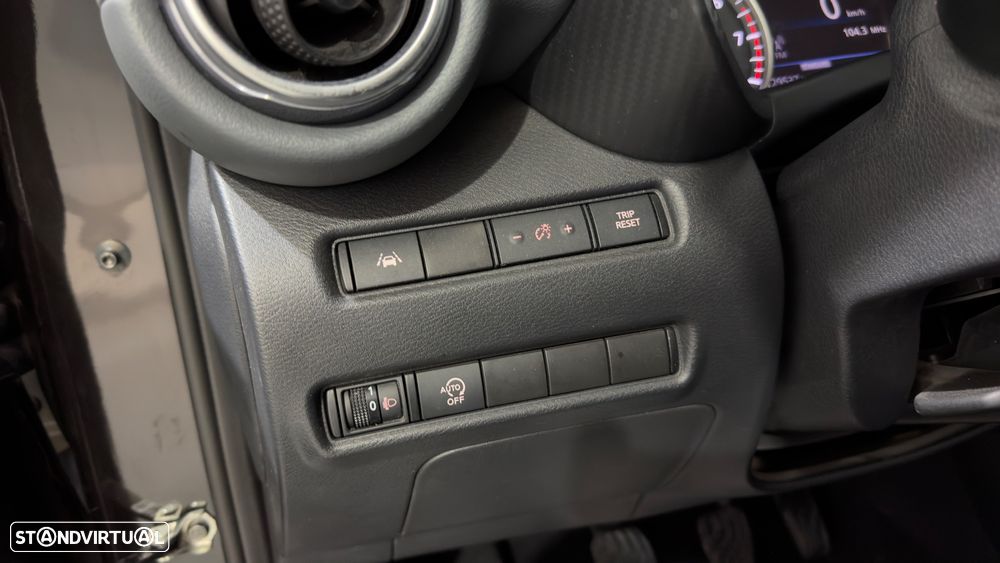 Nissan Juke 1.0 DIG-T Tekna - 19