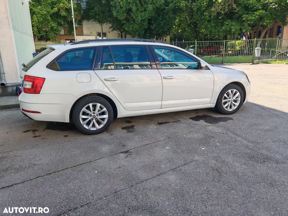 Skoda Octavia - 2