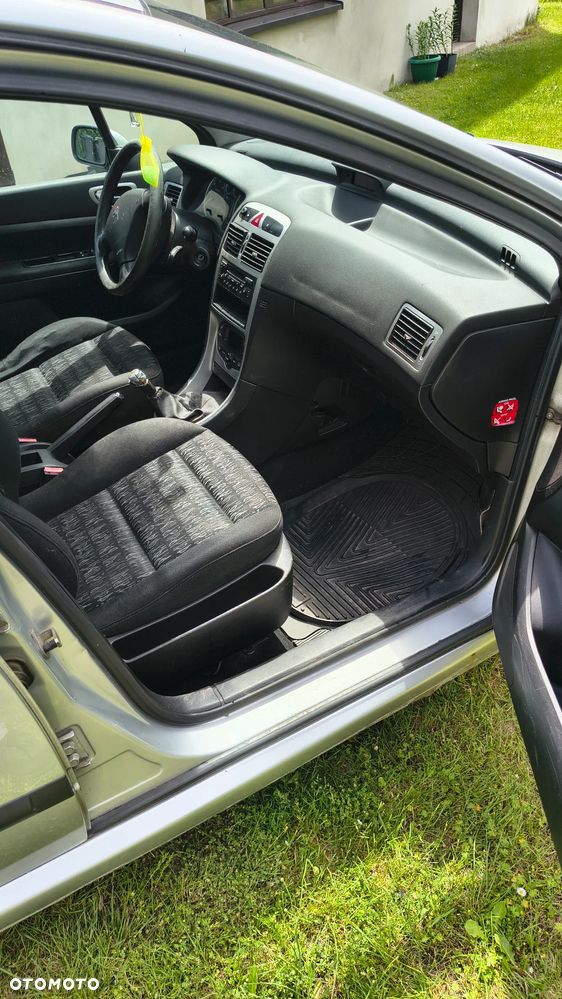 Peugeot 307 1.6 HDi - 21