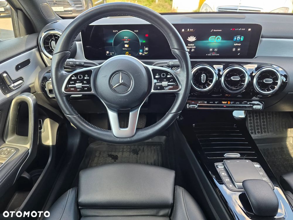 Mercedes-Benz Klasa A 250 E 8G-DCT - 19