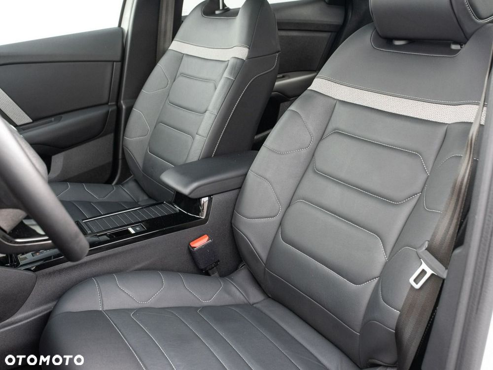 Citroën C4X EV136 50kWh Shine - 23