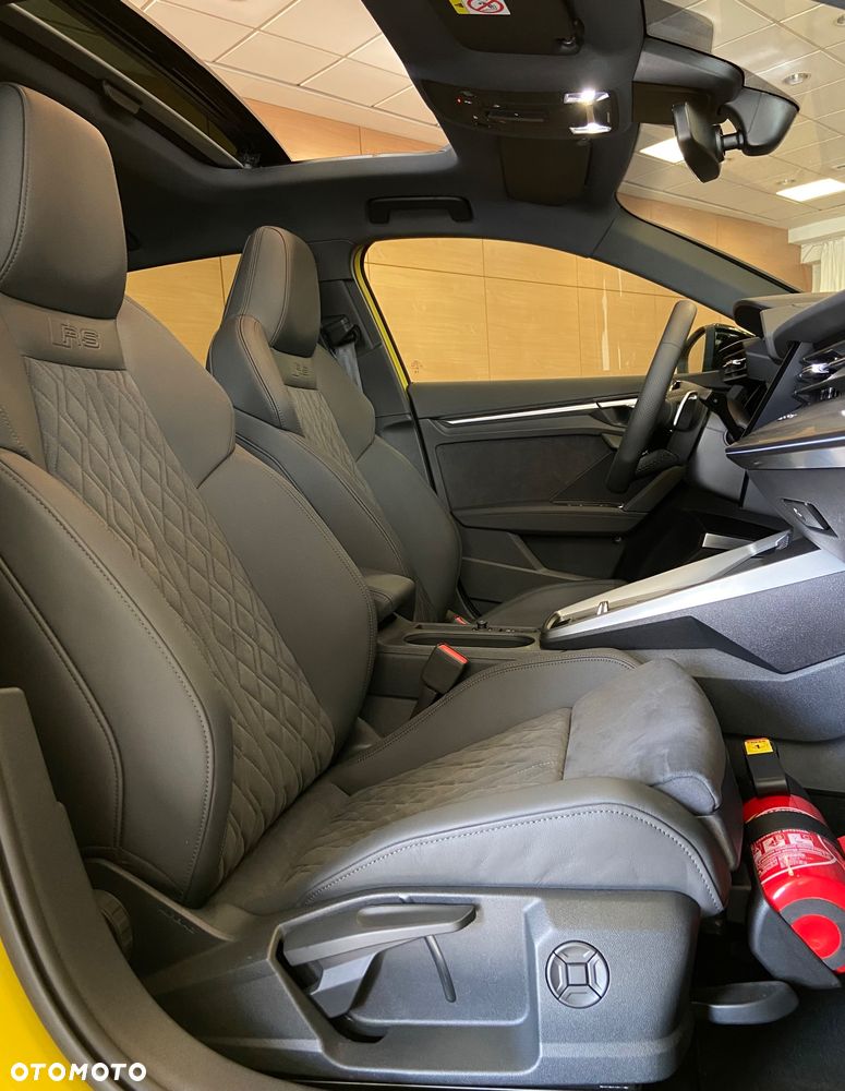 Audi RS3 Sportback - 11