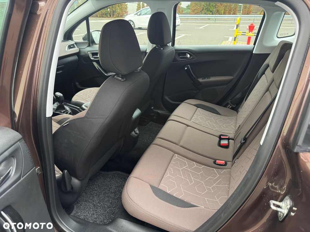 Peugeot 2008 - 16